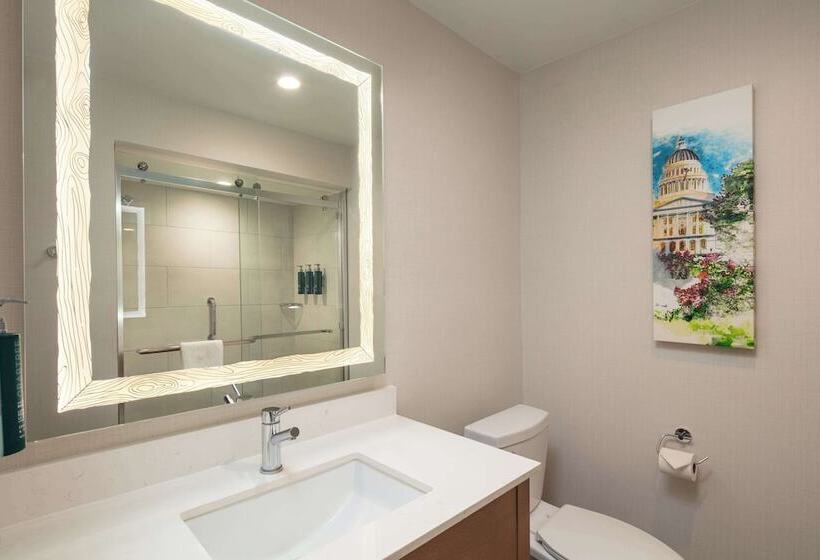 Номер Стандарт Адаптированный для Инвалидов, Doubletree By Hilton Sacramento