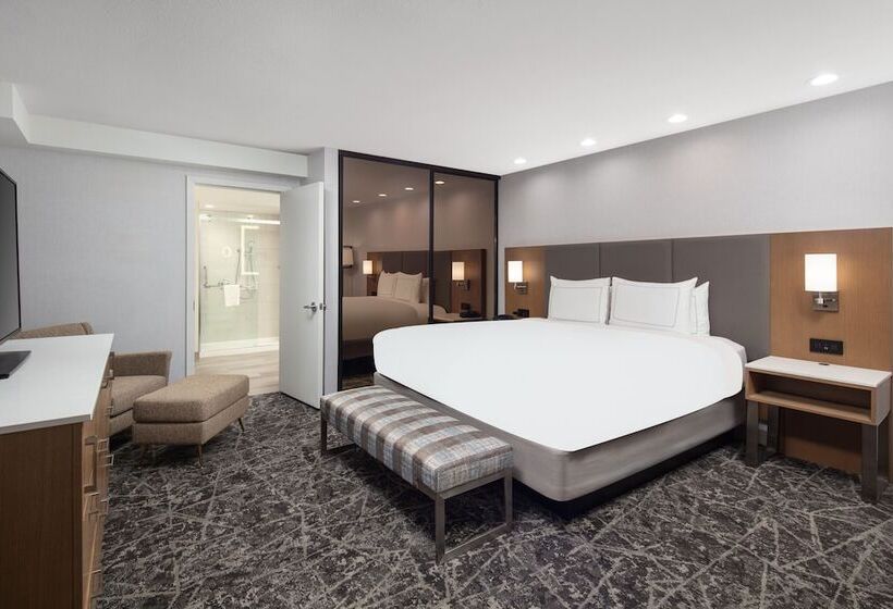 Президентский Люкс, Doubletree By Hilton Sacramento