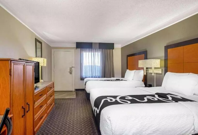２ダブルベッドのスタンダードルーム, La Quinta Inn By Wyndham Tucson East