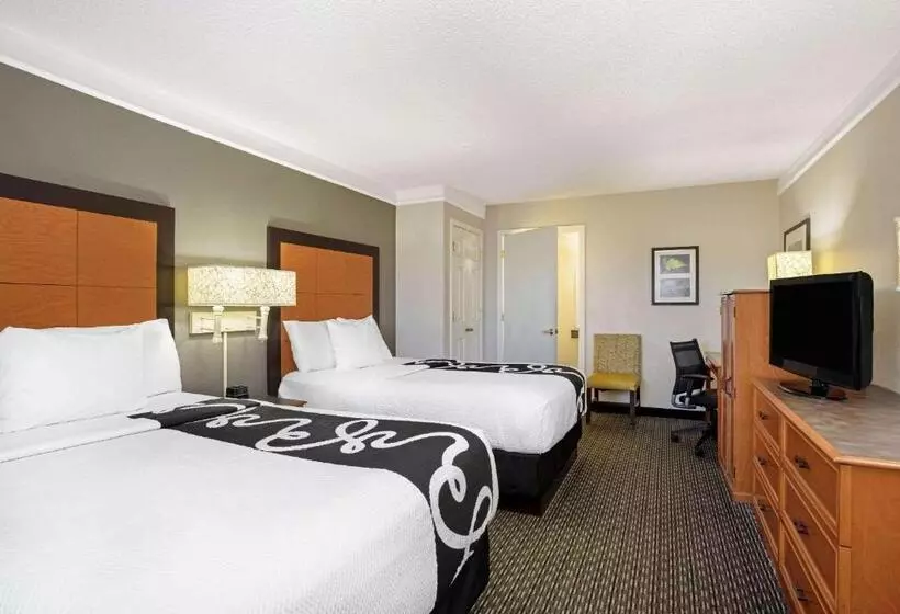 ２ダブルベッドのスタンダードルーム, La Quinta Inn By Wyndham Tucson East