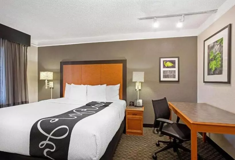 身障者適用キングサイズベッドルーム, La Quinta Inn By Wyndham Tucson East