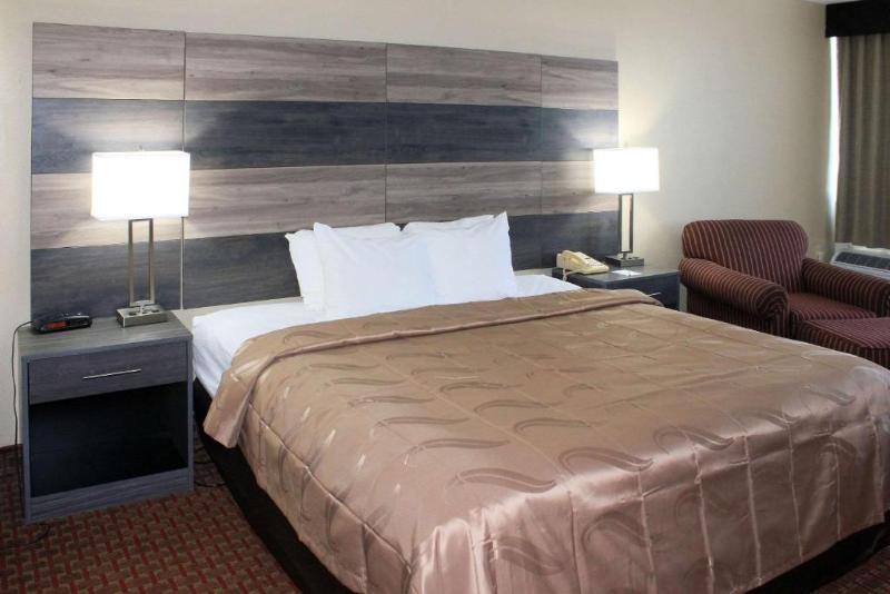 带大床的标准间, Americas Best Value Inn Winston Salem, Nc