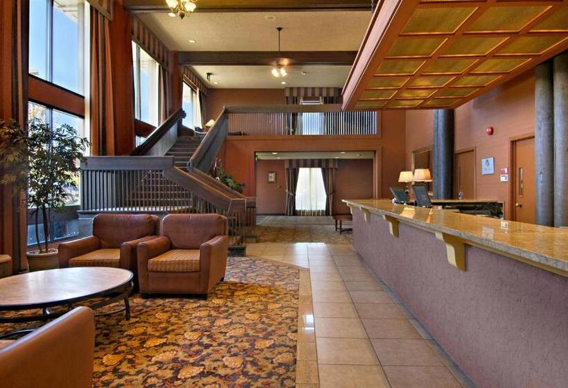 带2个双人床的标准工作室, Red Lion Hotel Kelso