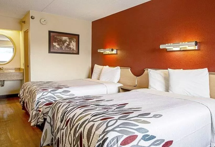 ２ダブルベッドのスタンダードルーム, Red Roof Inn Canton