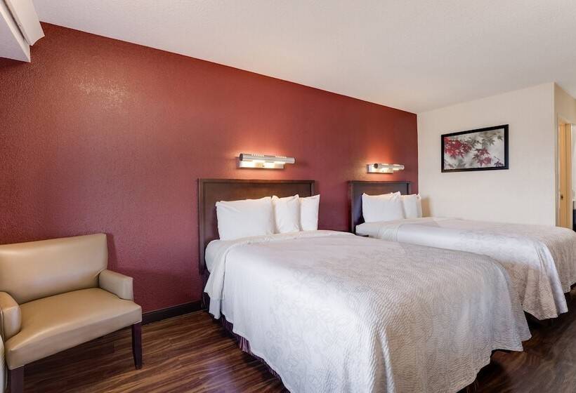 Номер Deluxe, Super 8 By Wyndham Deerfield   Northbrook