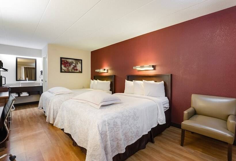 اتاق پرمیوم, Super 8 By Wyndham Deerfield   Northbrook