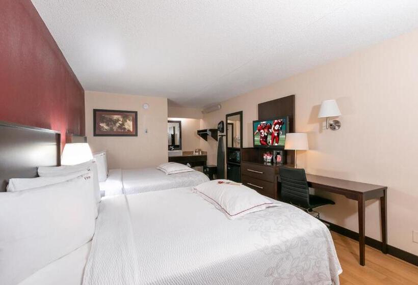 Номер Стандарт, Red Roof Inn Plus+ Secaucus   Meadowlands