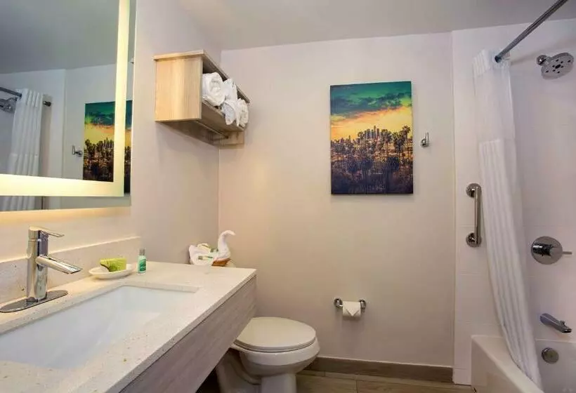 اتاق استاندارد با تخت بزرگ, Surestay Hotel By Best Western Santa Monica