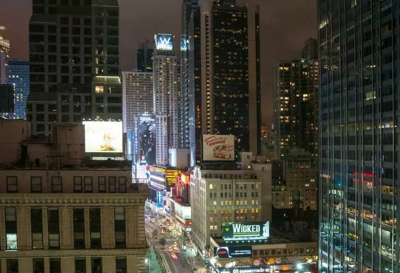 اتاق استاندارد با 2 تخت دوبل, The Manhattan at Times Square