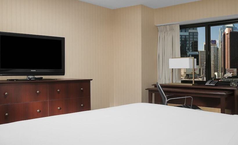 اتاق استاندارد, The Manhattan at Times Square