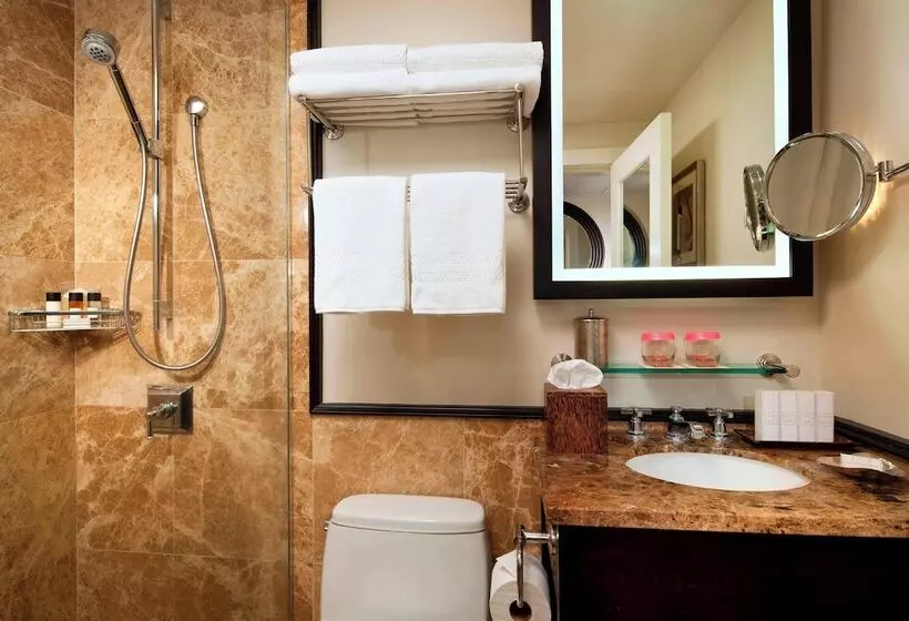 اتاق استاندارد با 2 تخت دوبل, The Royal Hawaiian, A Luxury Collection Resort, Waikiki