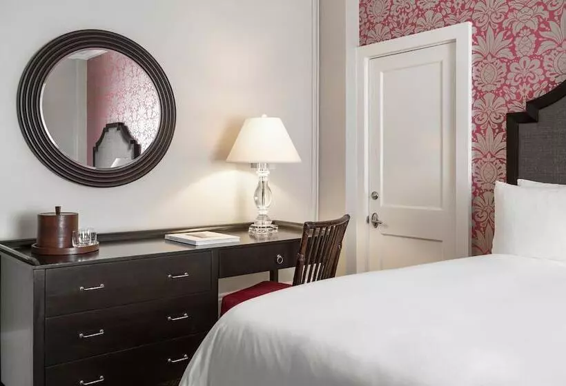 اتاق استاندارد با 2 تخت دوبل, The Royal Hawaiian, A Luxury Collection Resort, Waikiki