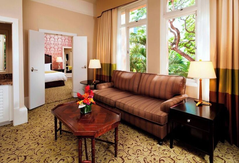 Полулюкс, The Royal Hawaiian, A Luxury Collection Resort, Waikiki