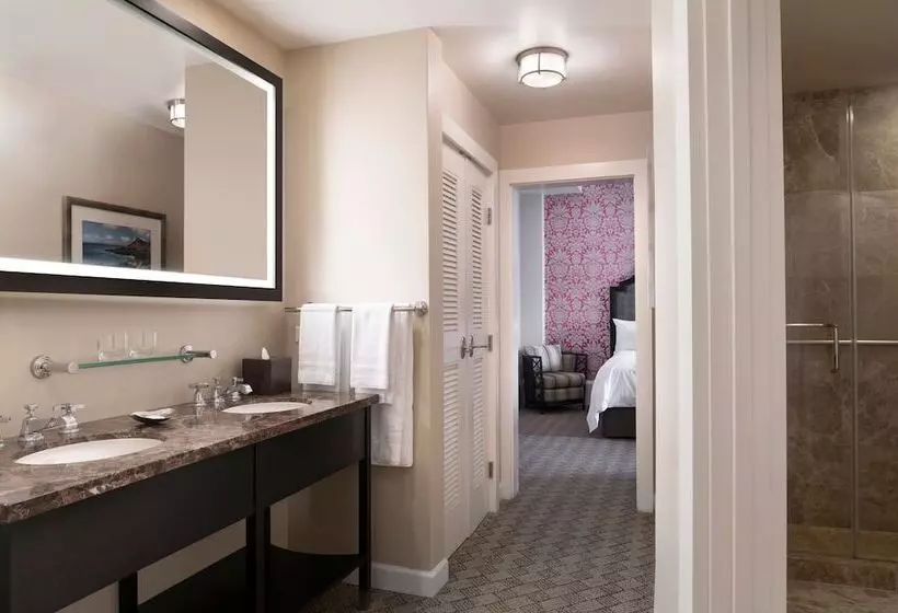 Sviitti Puutarhanäkymä, The Royal Hawaiian, A Luxury Collection Resort, Waikiki