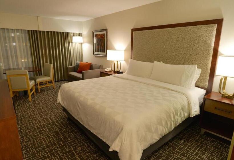 جناح عائلي, Holiday Inn Hotel & Suites Minneapolis Lakeville, An Ihg