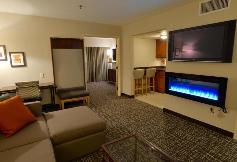 جناح مزوَّد بشرفة, Holiday Inn Hotel & Suites Minneapolis Lakeville, An Ihg