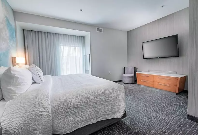 スイート, Courtyard By Marriott Toledo West