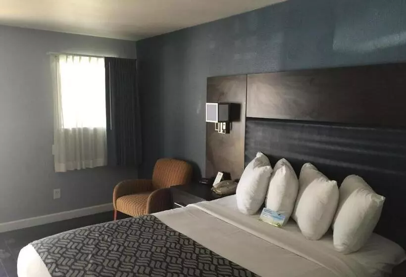 スタンダードルーム, Days Inn By Wyndham Austin/university/downtown
