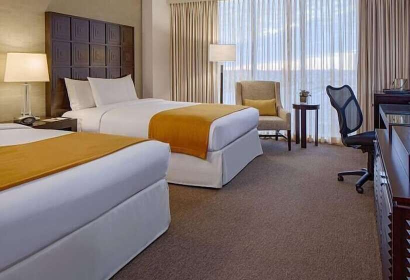Номер Стандарт Адаптированный для Инвалидов, Doubletree By Hilton Hotel Houston   Greenway Plaza