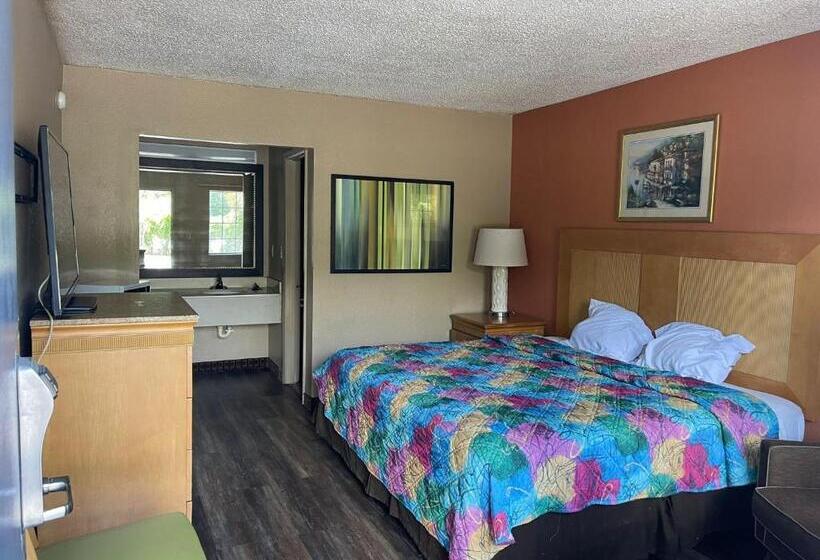 חדר סטנדרט, Jax Inn