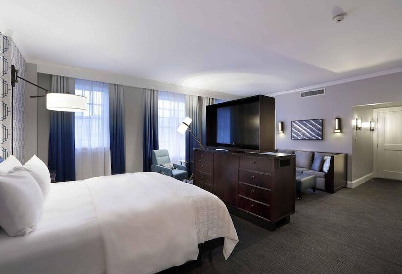 Полулюкс, Le Méridien Dallas, The Stoneleigh