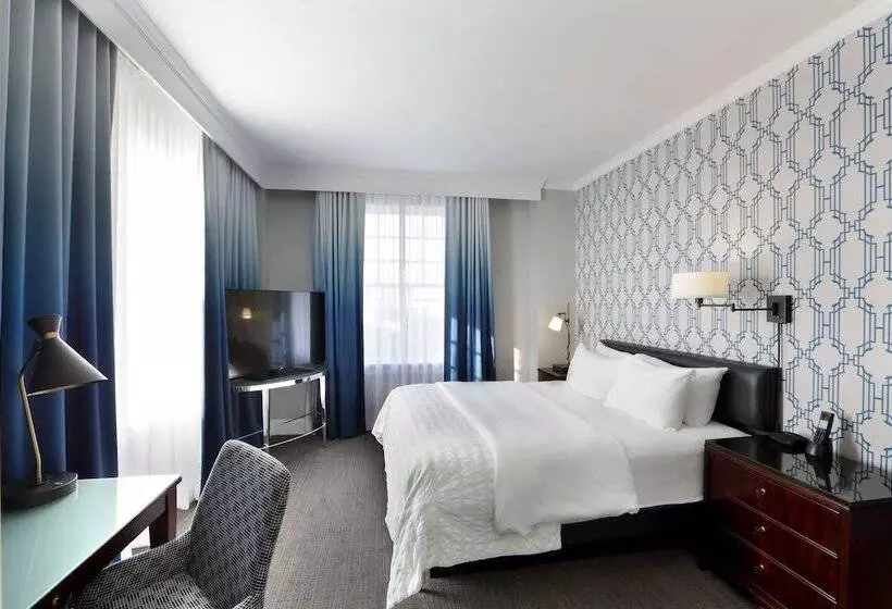 سوییت, Le Méridien Dallas, The Stoneleigh