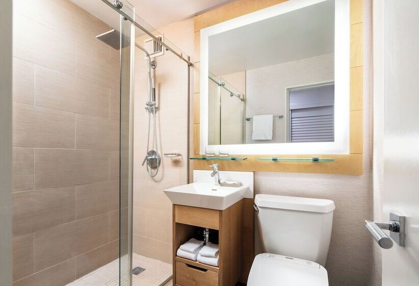 اتاق استاندارد با چشم‌انداز شهر, Moana Surfrider, A Westin Resort & Spa, Waikiki Beach