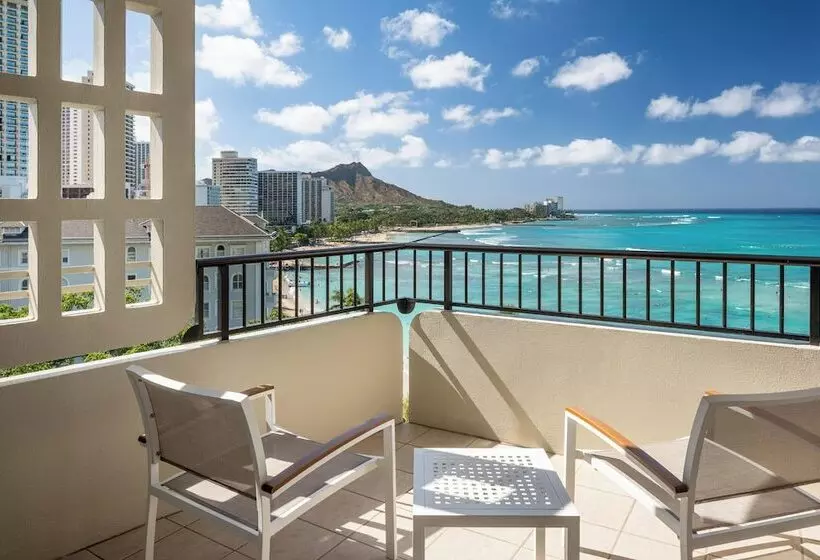 اتاق پرمیوم با چشم‌انداز دریا, Moana Surfrider, A Westin Resort & Spa, Waikiki Beach