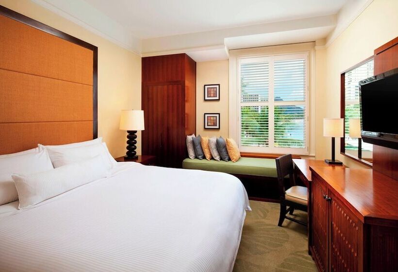سوییت با چشم‌انداز دریا, Moana Surfrider, A Westin Resort & Spa, Waikiki Beach