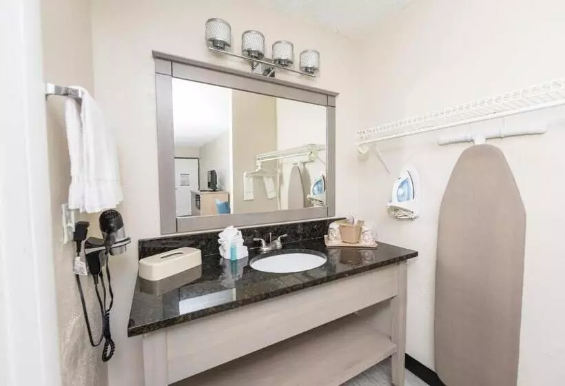 キングサイズベッドのスタンダードルーム, Ocean Coast Hotel At The Beach Amelia Island