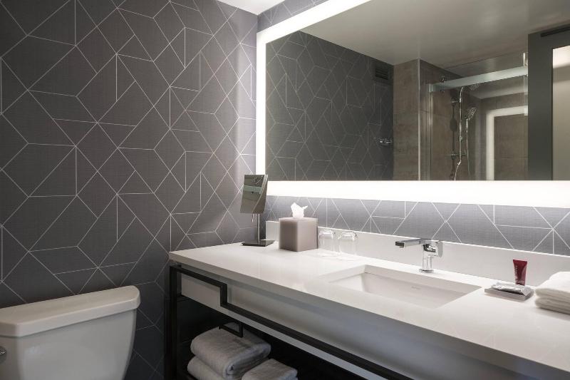 스탠다드 룸 킹사이즈 침대, Philadelphia Marriott Old City