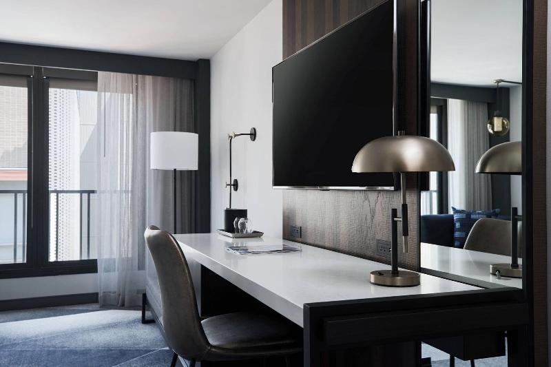 스탠다드 룸 킹사이즈 침대, Philadelphia Marriott Old City