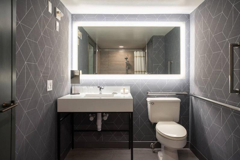 클럽 룸 킹침대, Philadelphia Marriott Old City