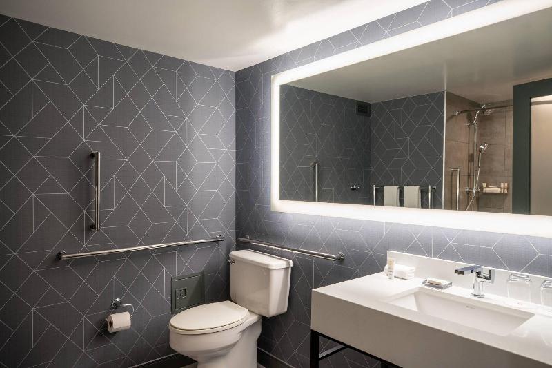 Номер Клуб Кровать Кинг, Philadelphia Marriott Old City