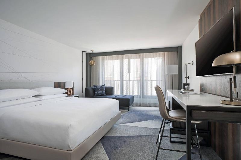 클럽 룸 킹침대, Philadelphia Marriott Old City