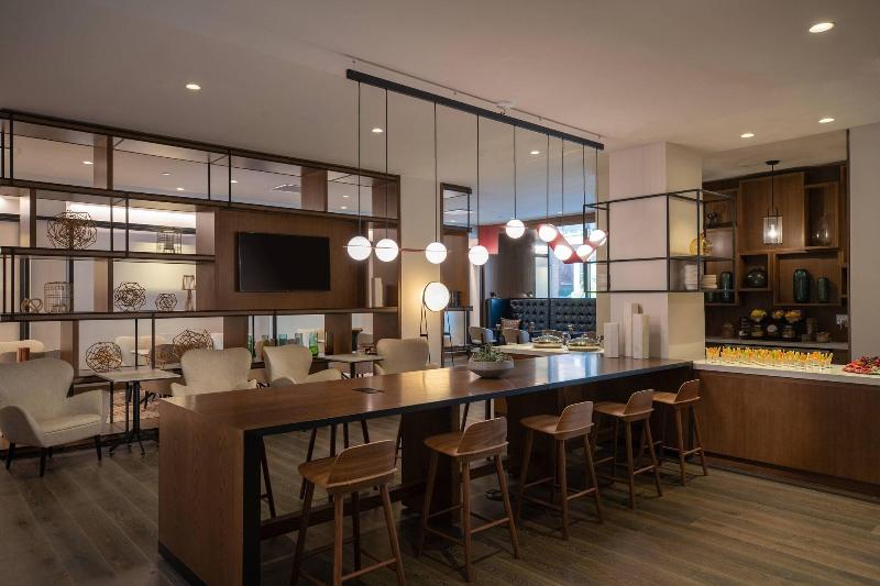 클럽 룸 킹침대, Philadelphia Marriott Old City