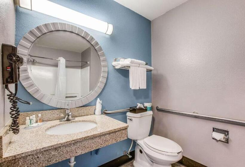 חדר סטנדרט מותאם לאדם עם מוגבלויות, Quality Inn Atlanta Airport Central