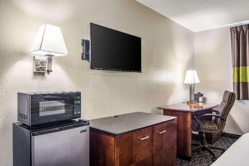 带大床的标准间, Quality Inn Atlanta Airport Central