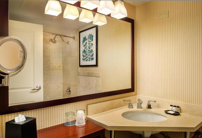 身障者適用スタンダードルーム, Sheraton Westport Lakeside Chalet