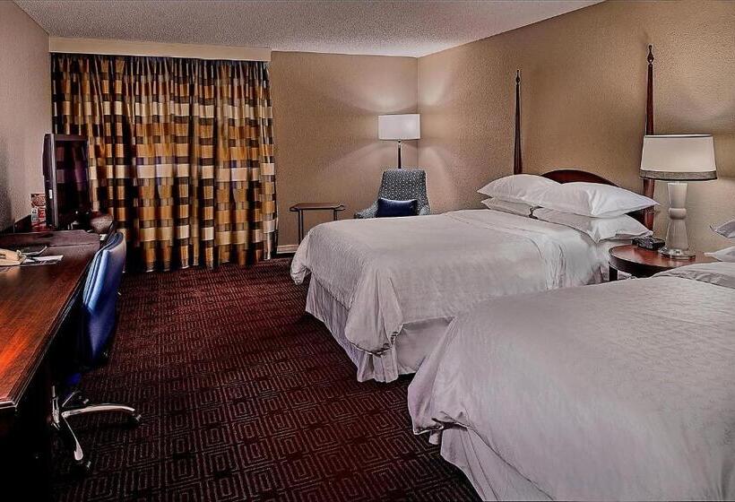 身障者適用スタンダードルーム, Sheraton Westport Lakeside Chalet