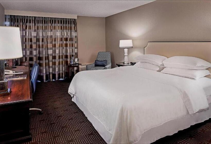 Стандартный Номер Кровать Кинг, Sheraton Westport Lakeside Chalet