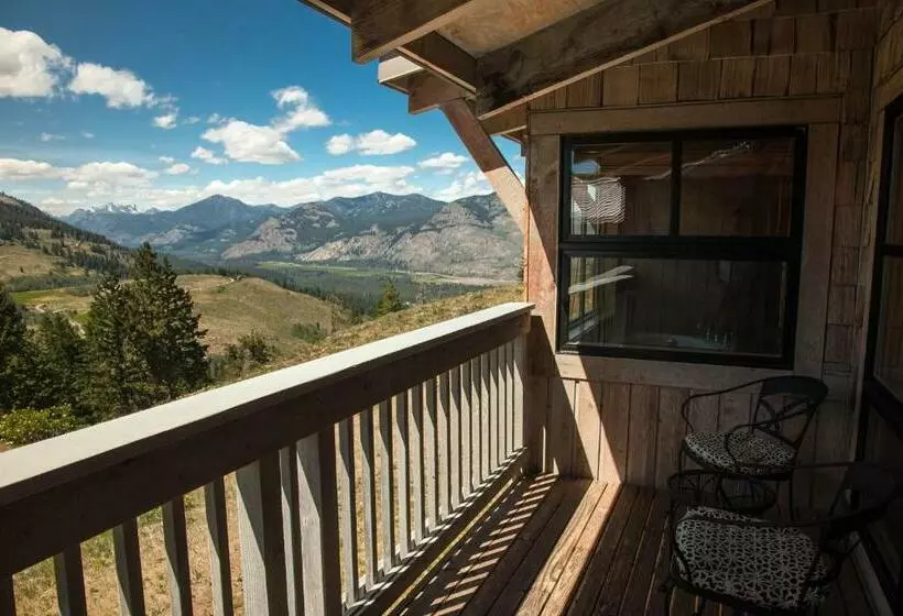 キングサイズベッドのスタンダードルーム, Sun Mountain Lodge