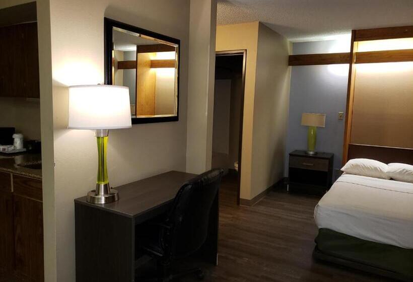 استودیوی استاندارد, Super 8 By Wyndham Milwaukee Airport