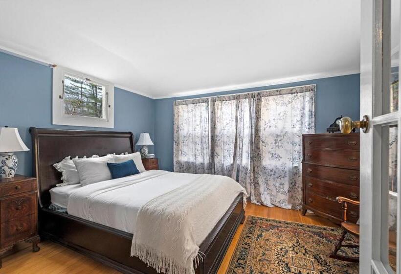 جناح, The Hartness House