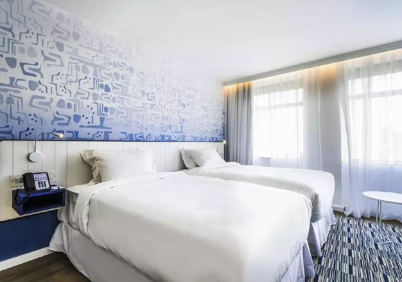 Standard Room King Size Bed