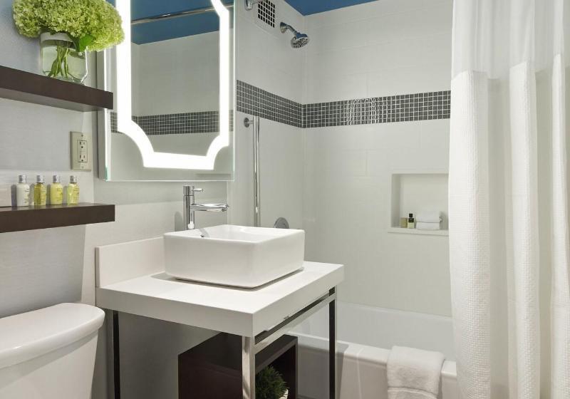 חדר דחוקס עם מיטת קינג, The Ven At Embassy Row, Washington, D.c., A Tribute Portfolio