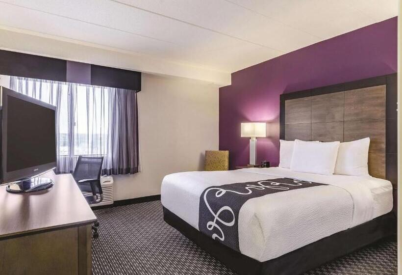 Номер Стандарт Адаптированный для Инвалидов, La Quinta By Wyndham Warwick Providence Airport