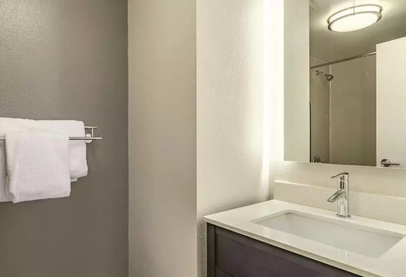 اتاق استاندارد, La Quinta By Wyndham Warwick Providence Airport