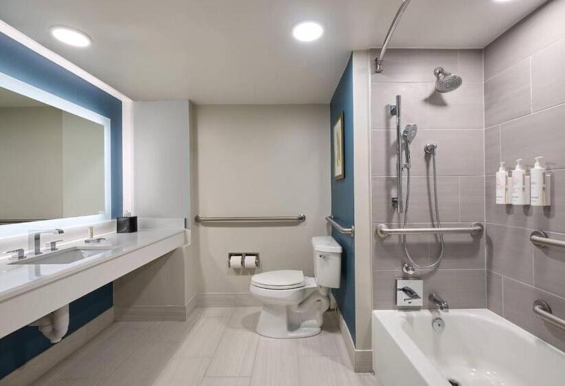 غرفة قياسية مطلّة علي البحر مزوَّدة بشُرفة, Marriott Sanibel Harbour Resort & Spa