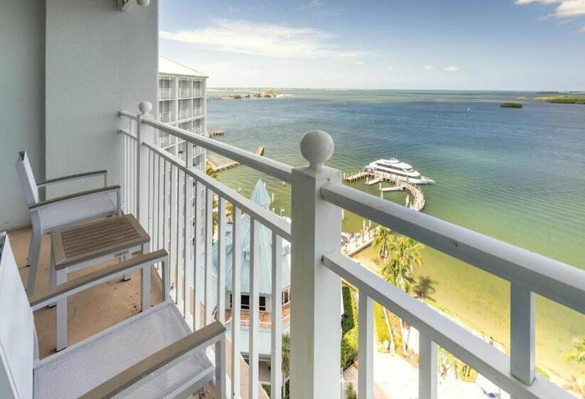 غرفة قياسية مطلّة علي البحر مزوَّدة بشُرفة, Marriott Sanibel Harbour Resort & Spa